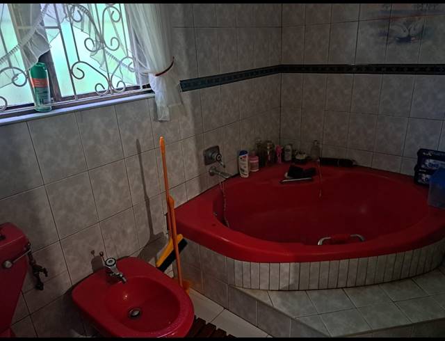 4 BEDROOM HOUSE FOR SALE IN NAGINA